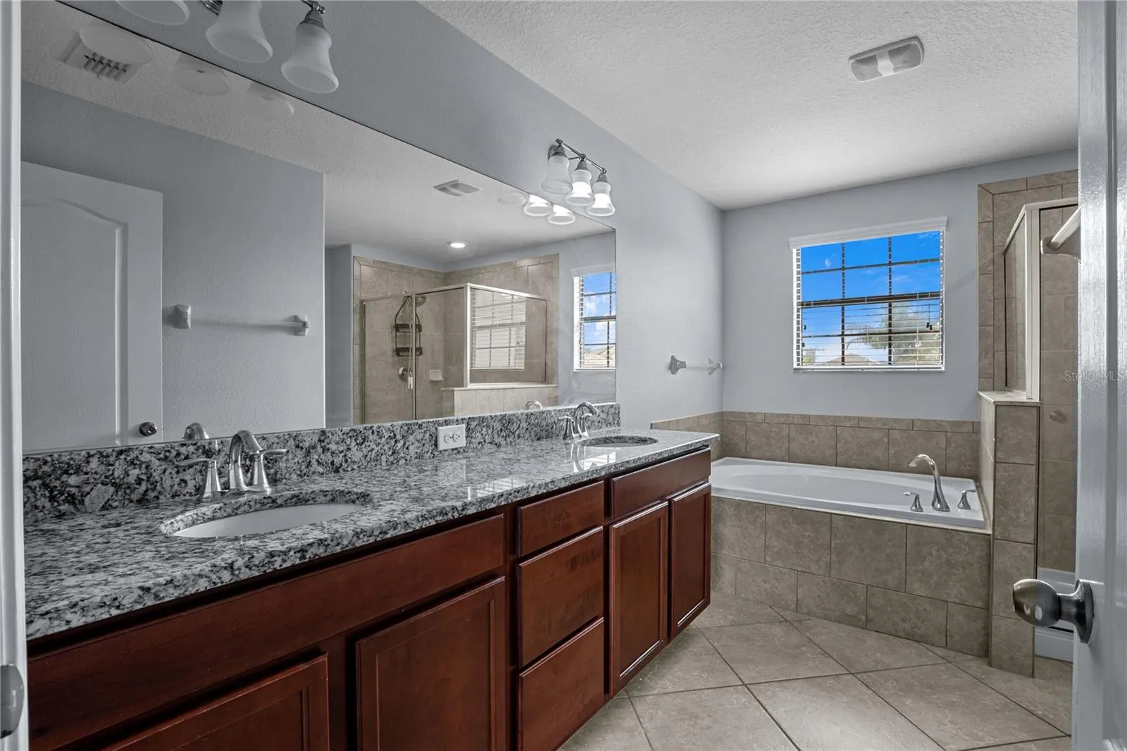 13238 WELLINGTON HILLS DR