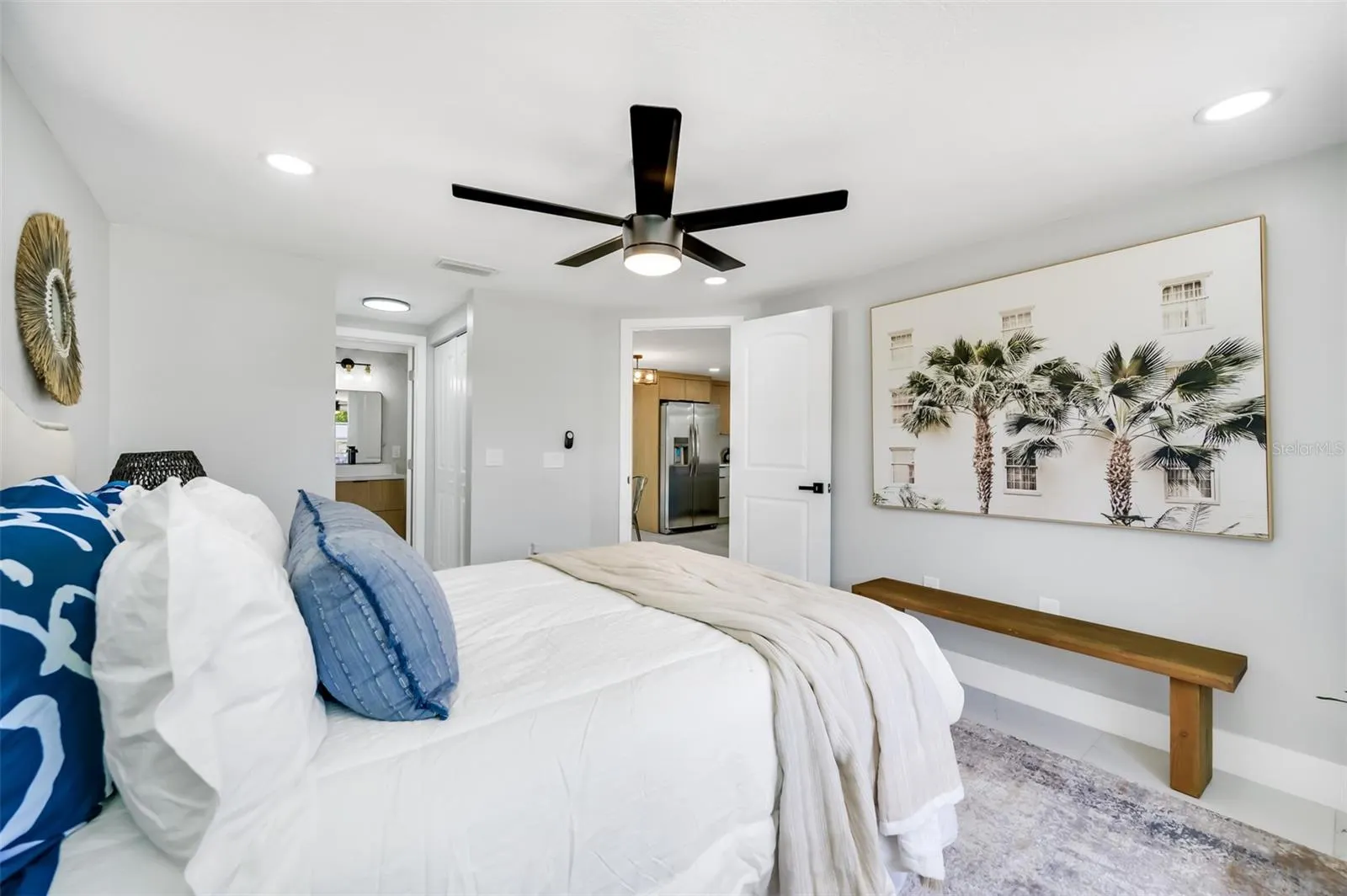 208 PALMETTO RD W