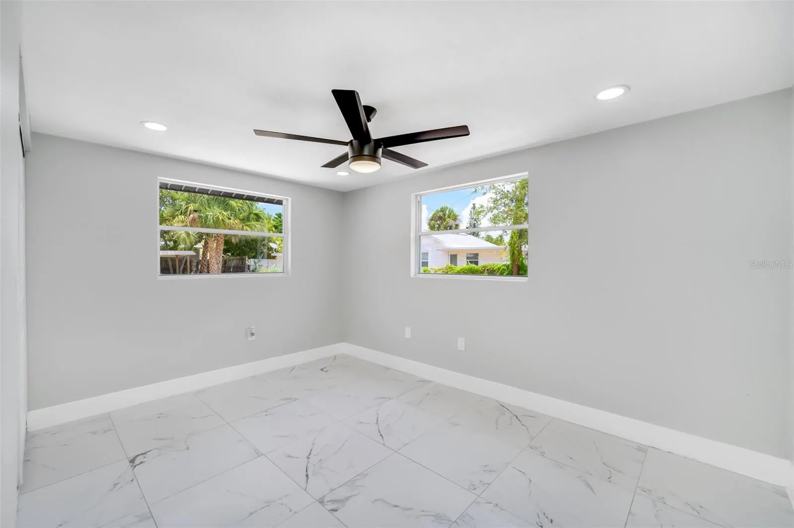 208 PALMETTO RD W