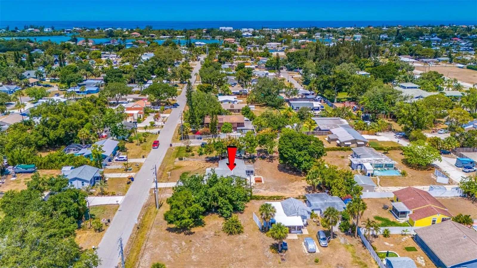 208 PALMETTO RD W
