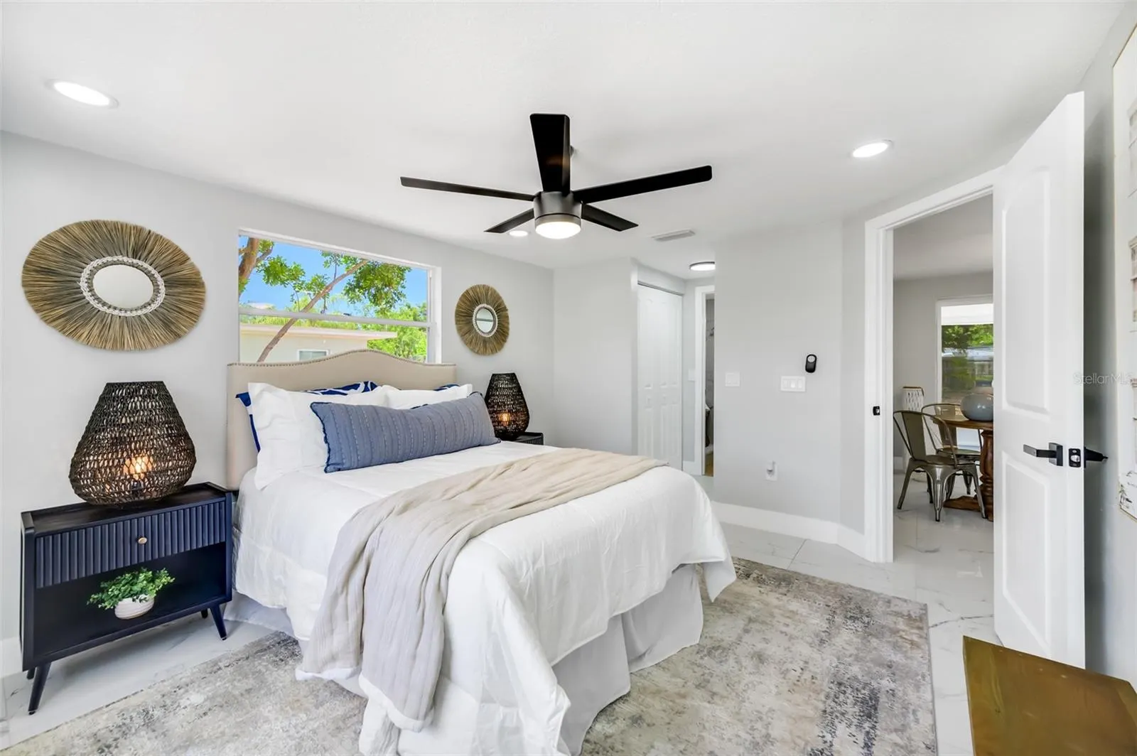 208 PALMETTO RD W
