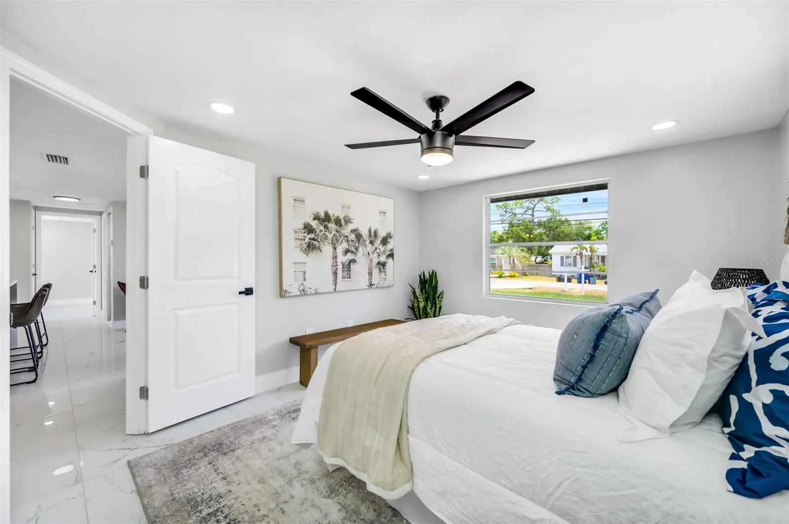 208 PALMETTO RD W
