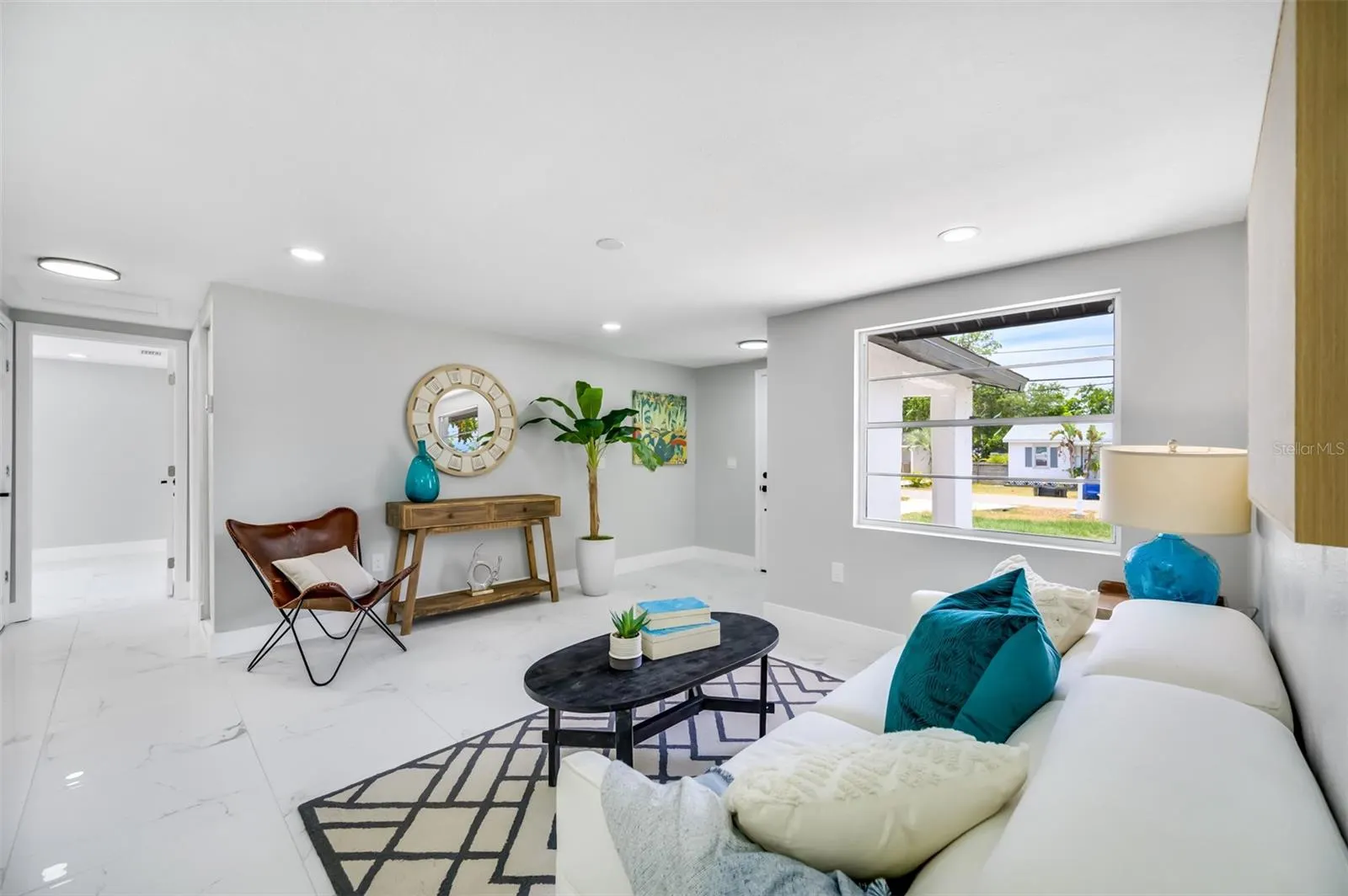 208 PALMETTO RD W