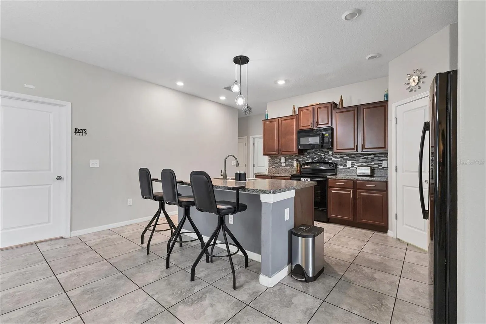 16505 MYRTLE SAND DR