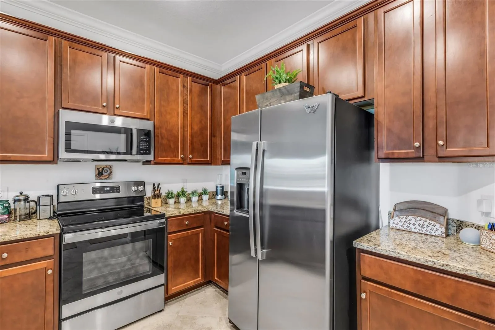 20450 LAGENTE CIR