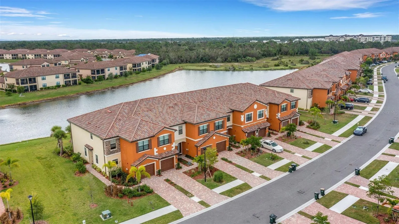 20450 LAGENTE CIR