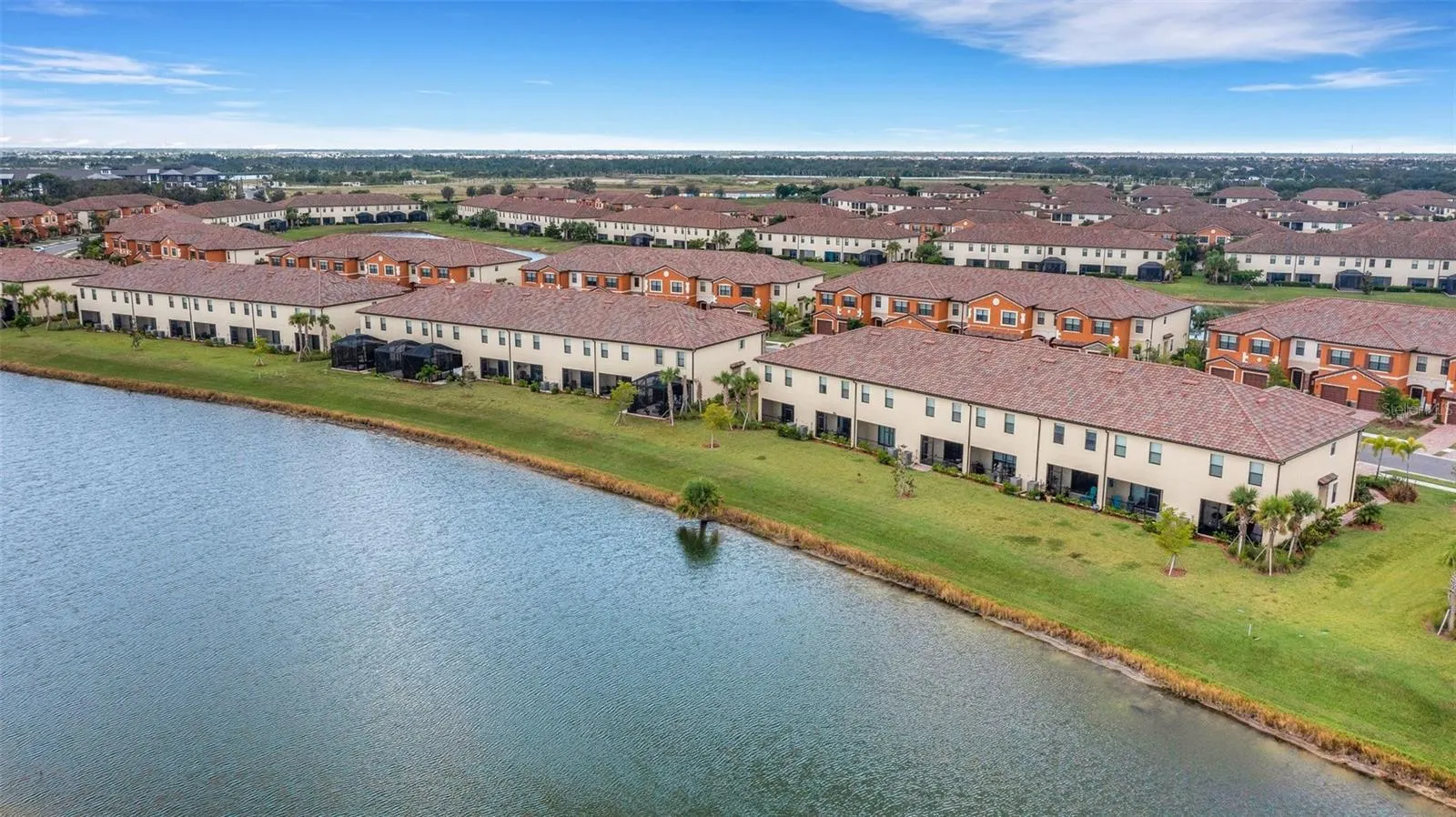 20450 LAGENTE CIR