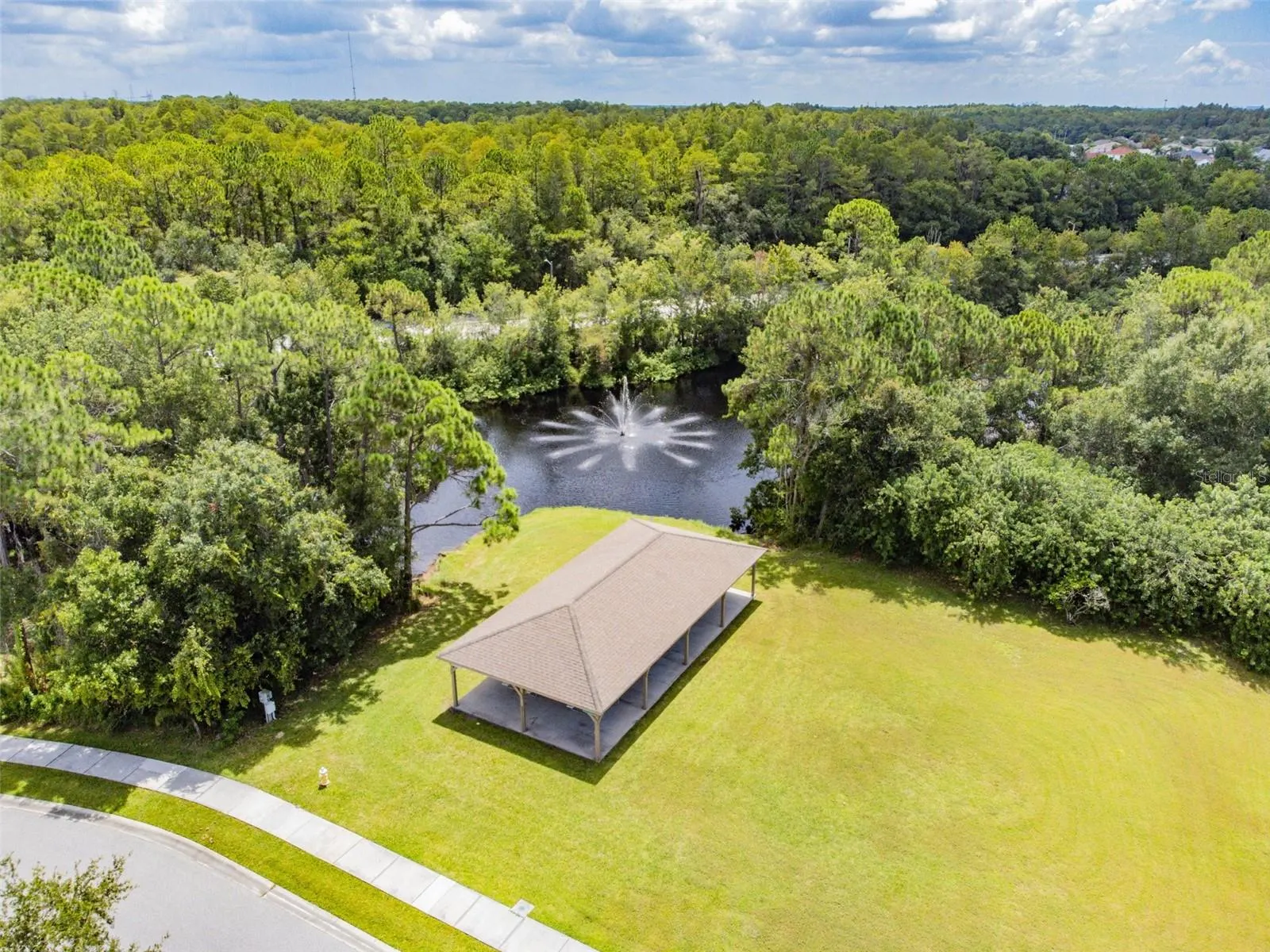 129 CAMPHOR CIR #F, #F