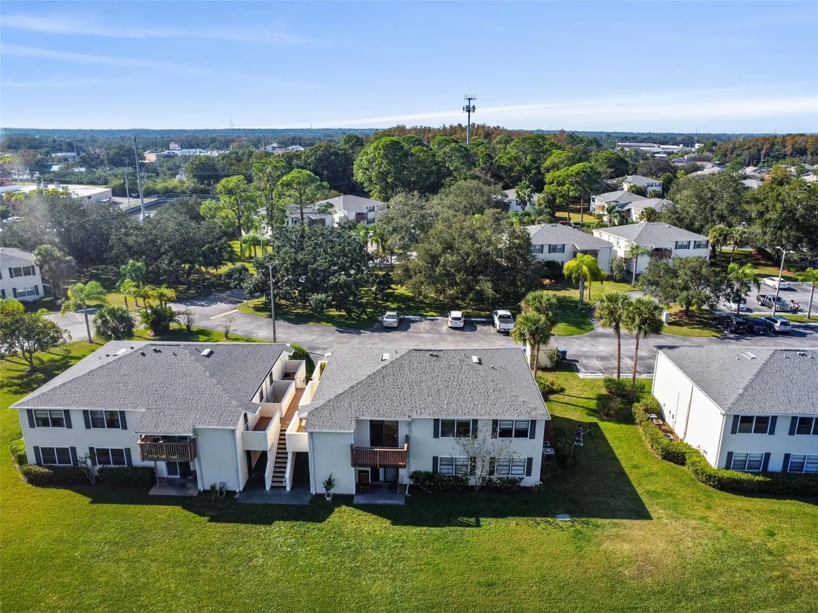 129 CAMPHOR CIR #F, #F