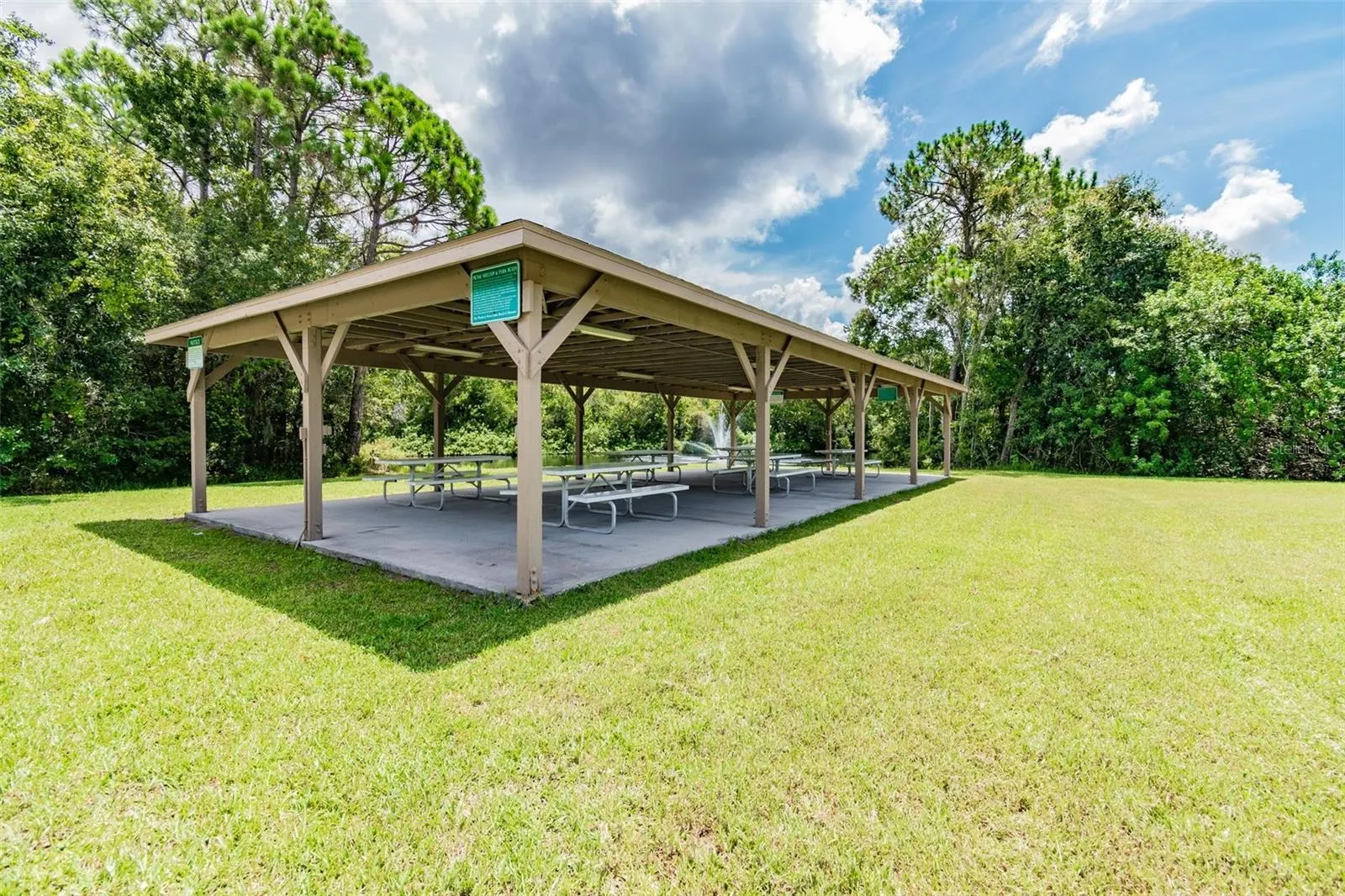129 CAMPHOR CIR #F, #F