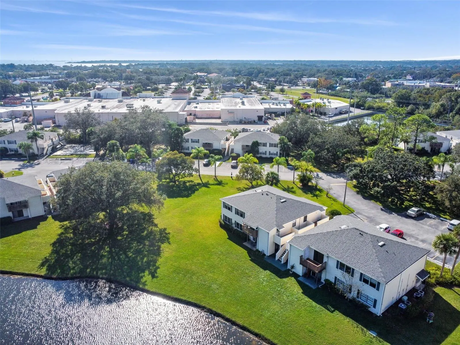 129 CAMPHOR CIR #F, #F