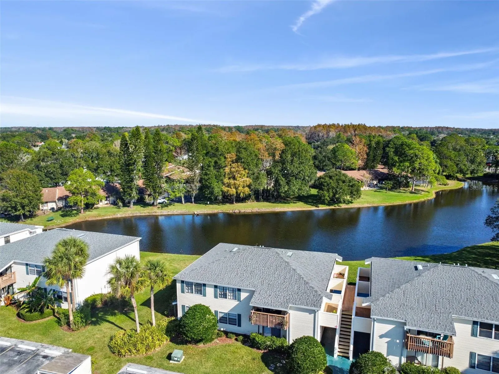 129 CAMPHOR CIR #F, #F