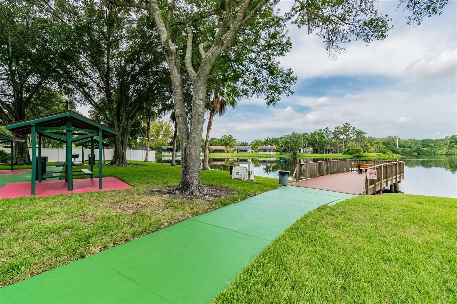129 CAMPHOR CIR #F, #F