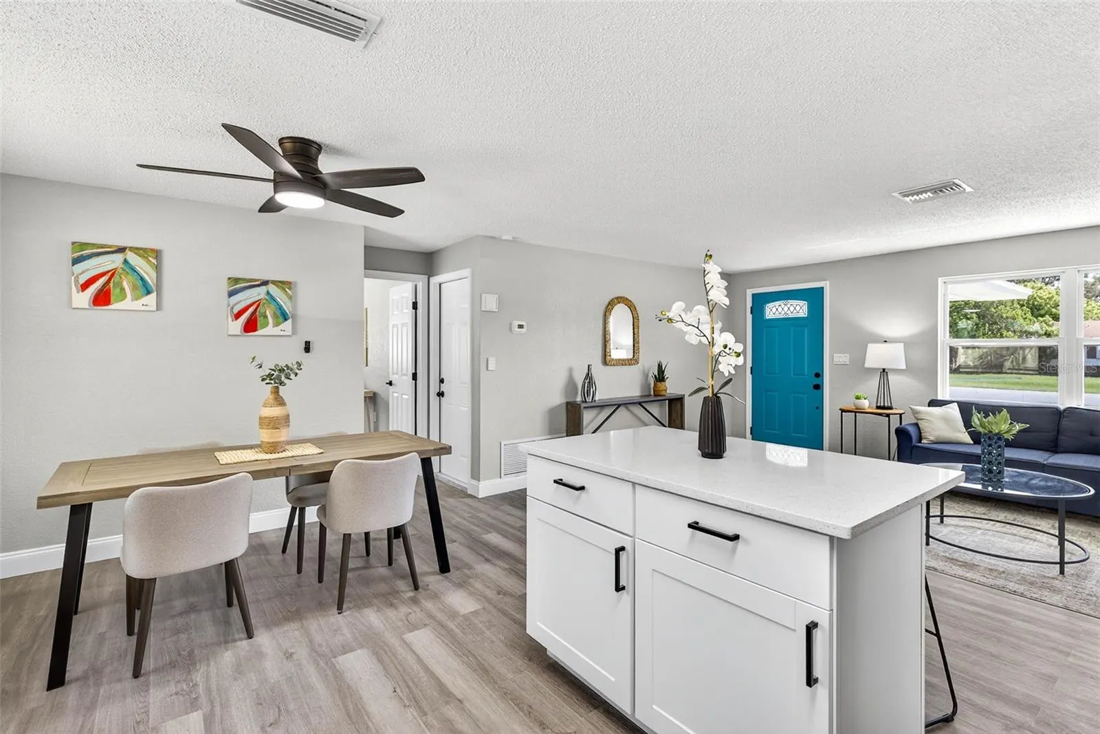 1486 CAROLYN LN