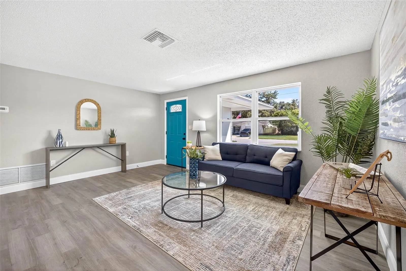 1486 CAROLYN LN
