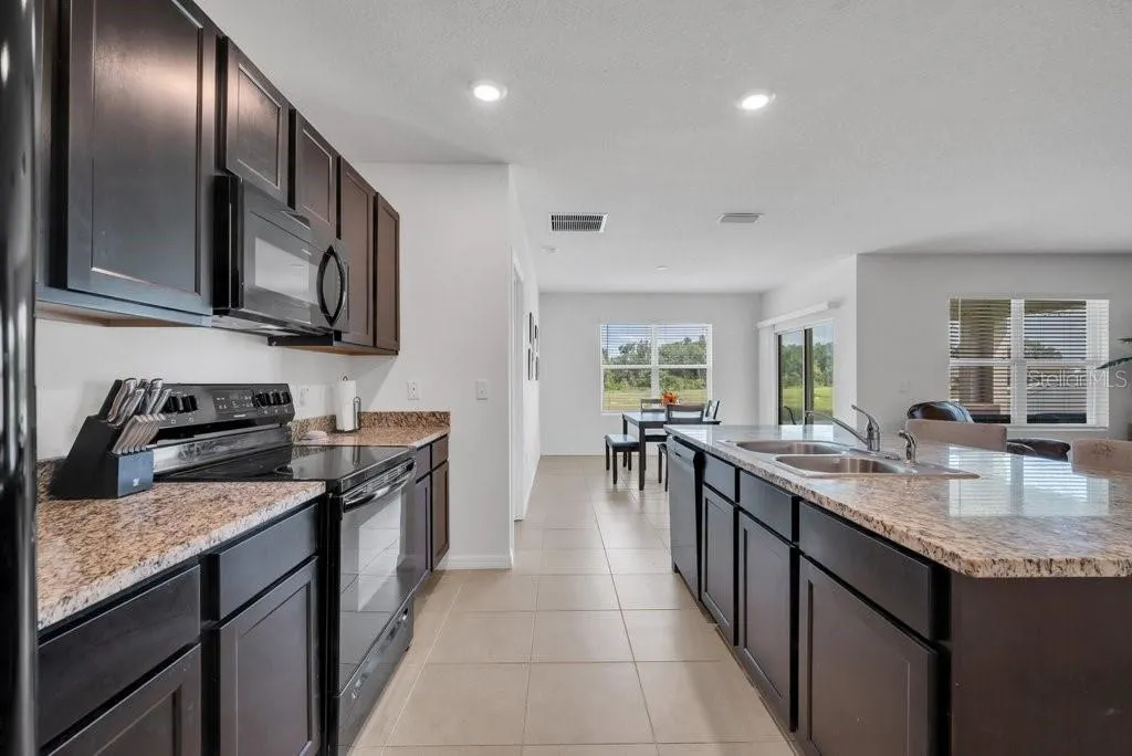 10218 CLOUDBURST CT