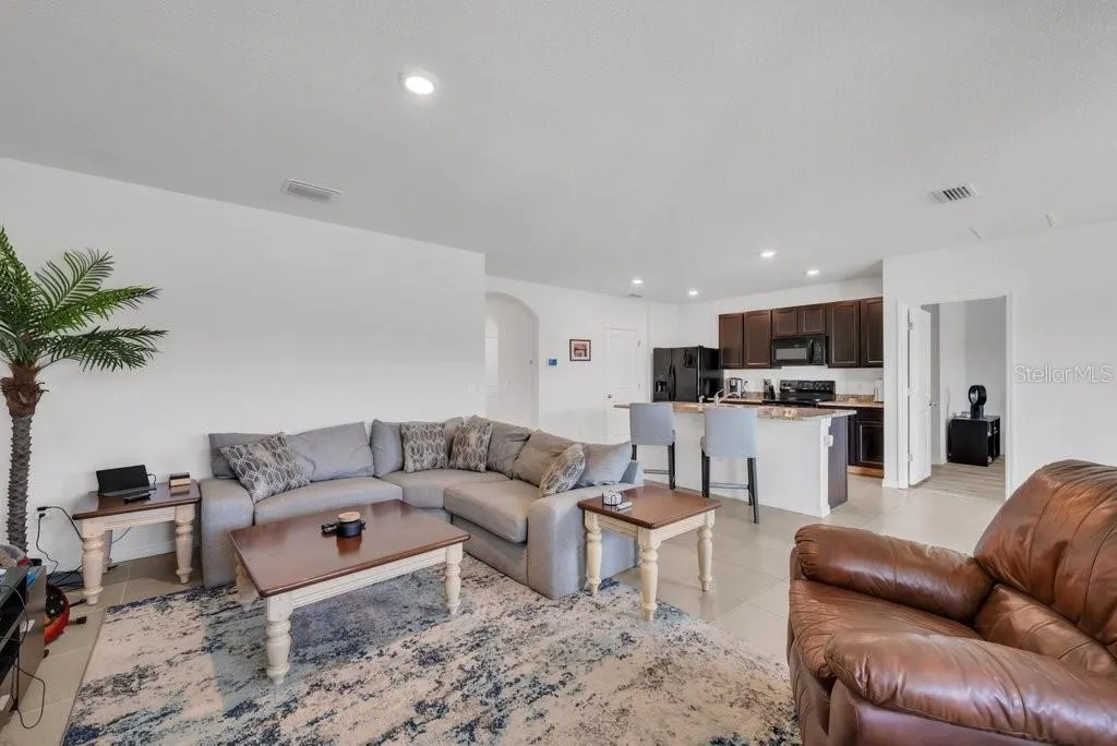 10218 CLOUDBURST CT