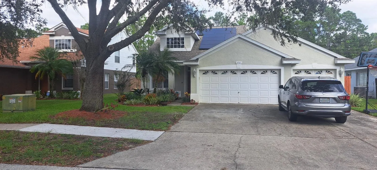 4767 RIDGEMOOR CIR
