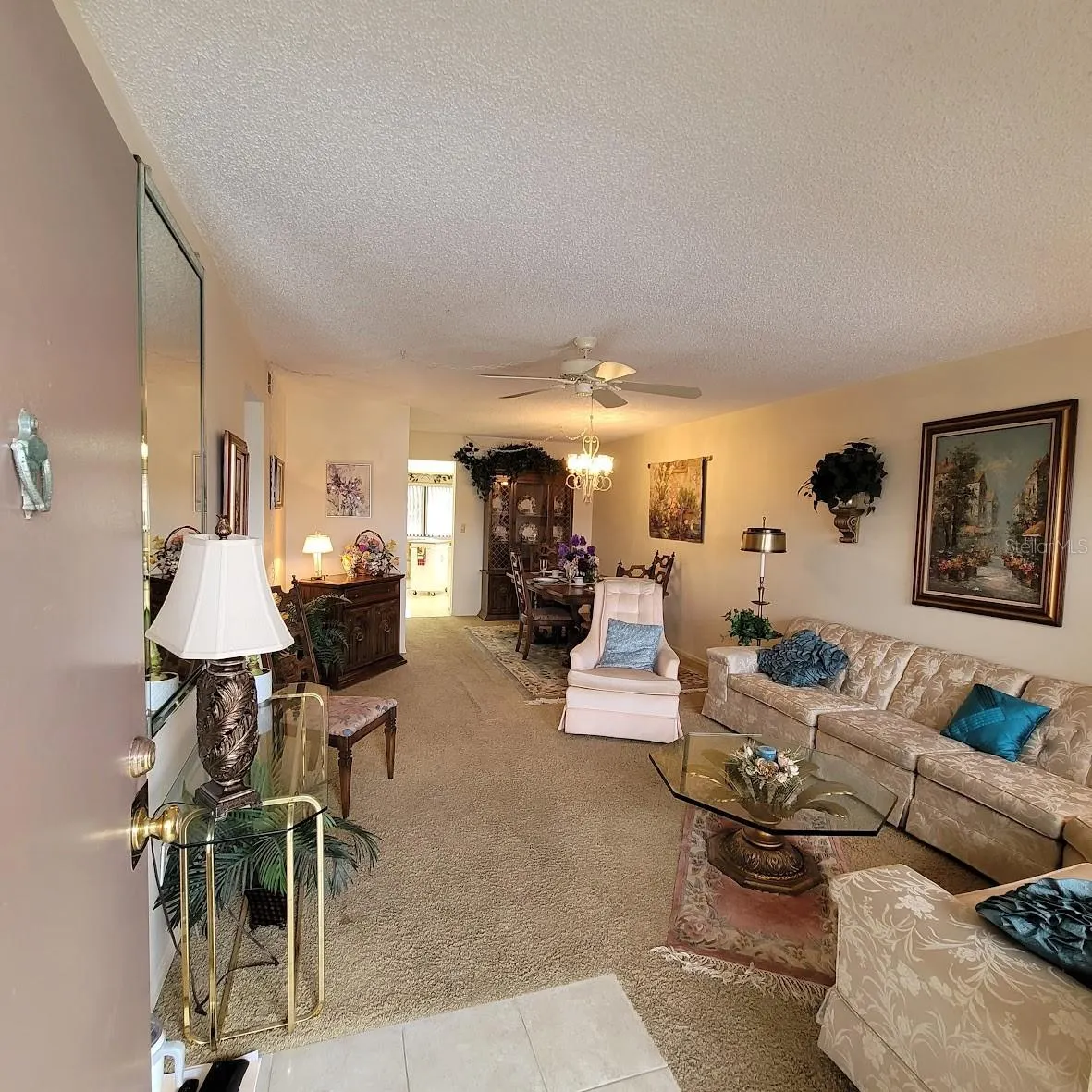 4920 LOCUST ST NE #203, #203
