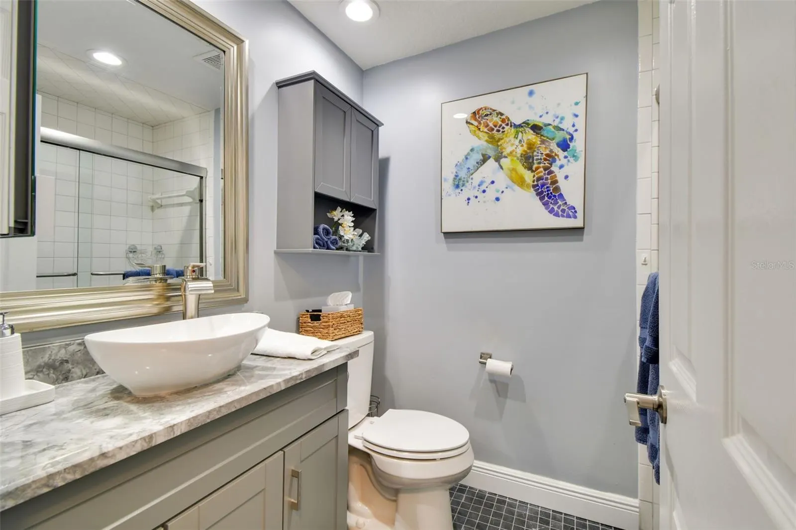 5 ISLAND PARK PL ##305, ##305