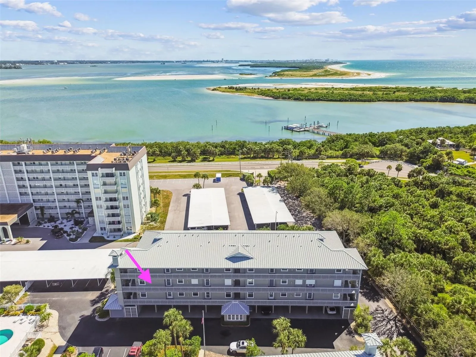 5 ISLAND PARK PL ##305, ##305