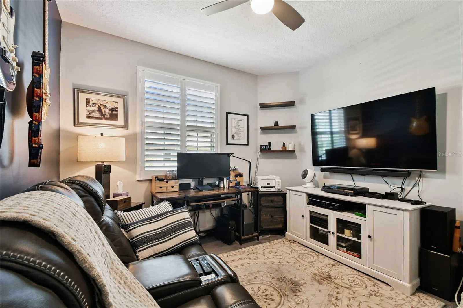 5 ISLAND PARK PL ##305, ##305