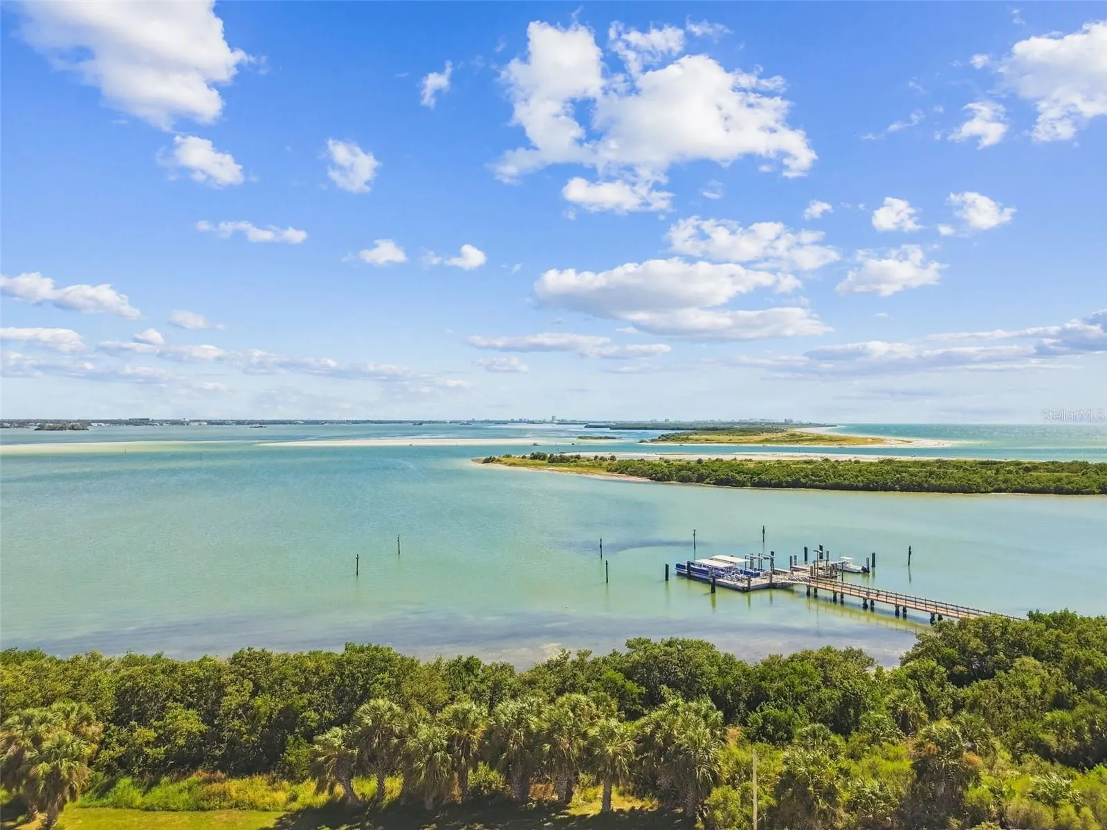 5 ISLAND PARK PL ##305, ##305