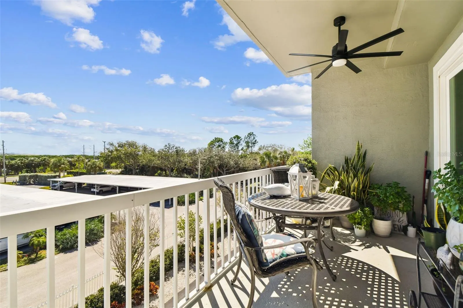 5 ISLAND PARK PL ##305, ##305