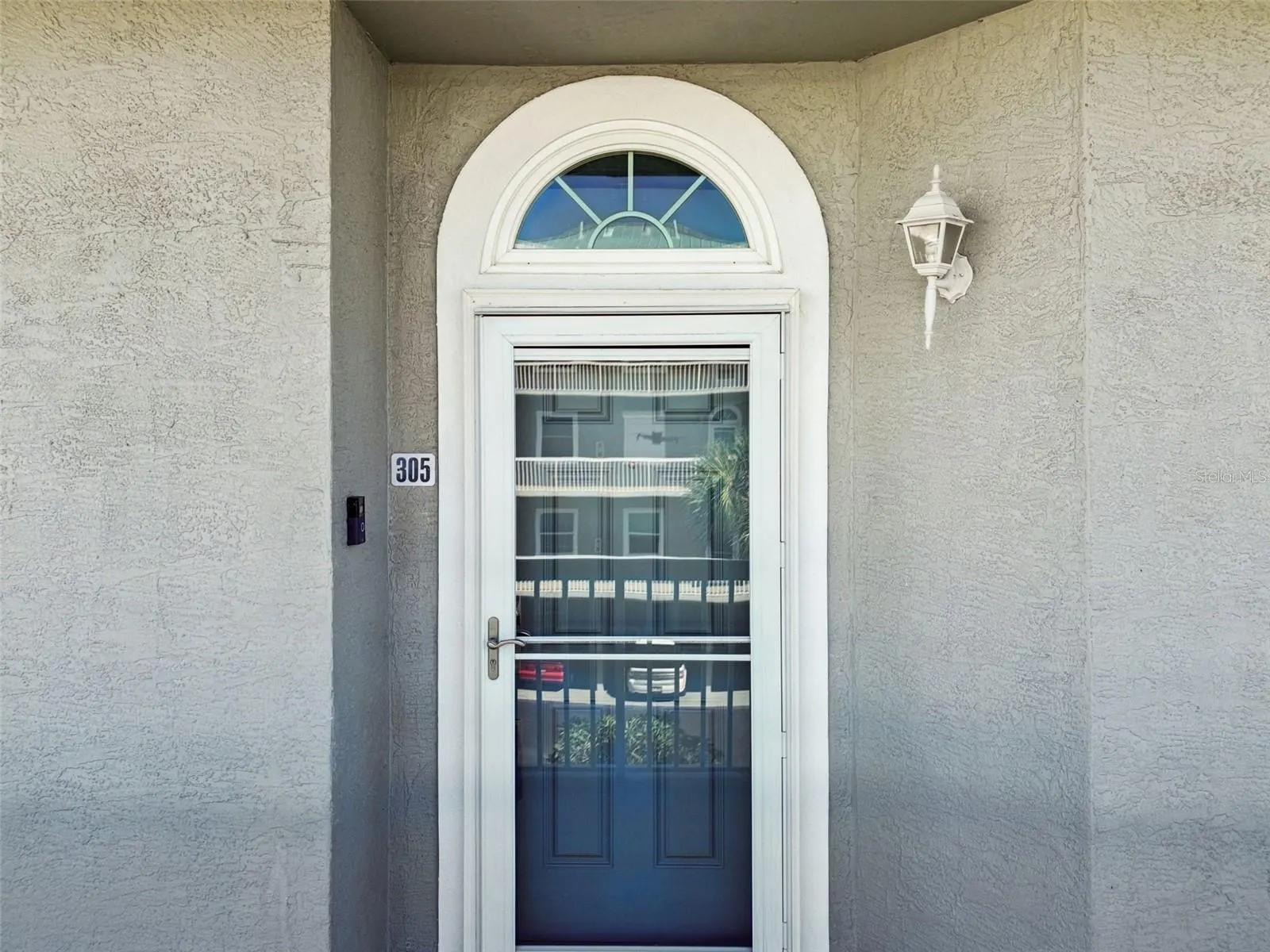 5 ISLAND PARK PL ##305, ##305