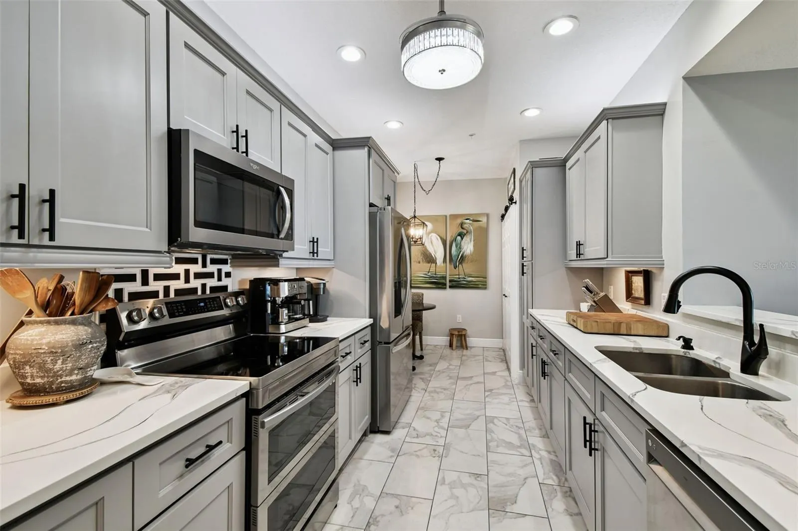 5 ISLAND PARK PL ##305, ##305