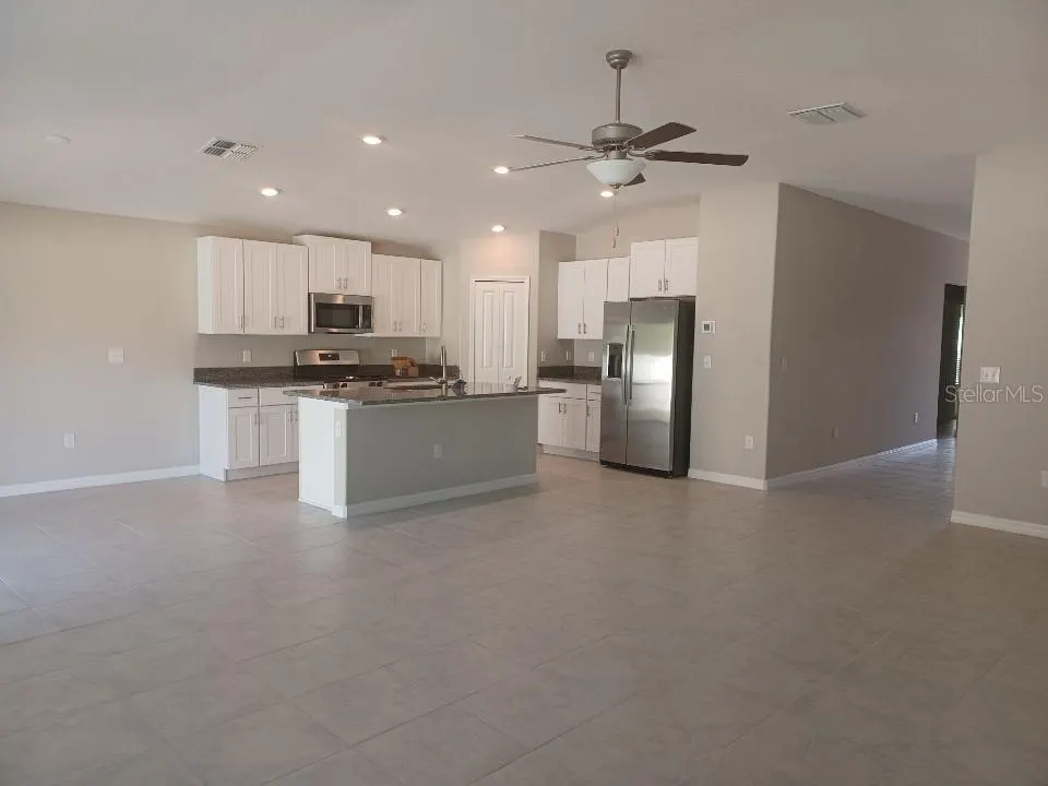 5428 AMARYLLIS GARDEN ST