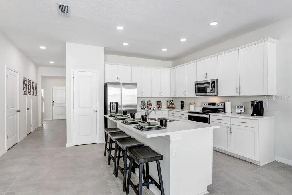 11767 BLACKBROOK CT