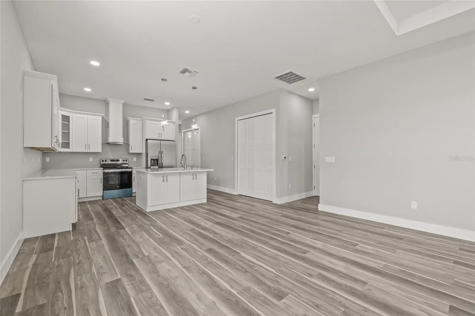 12308 PITTSFIELD AVE