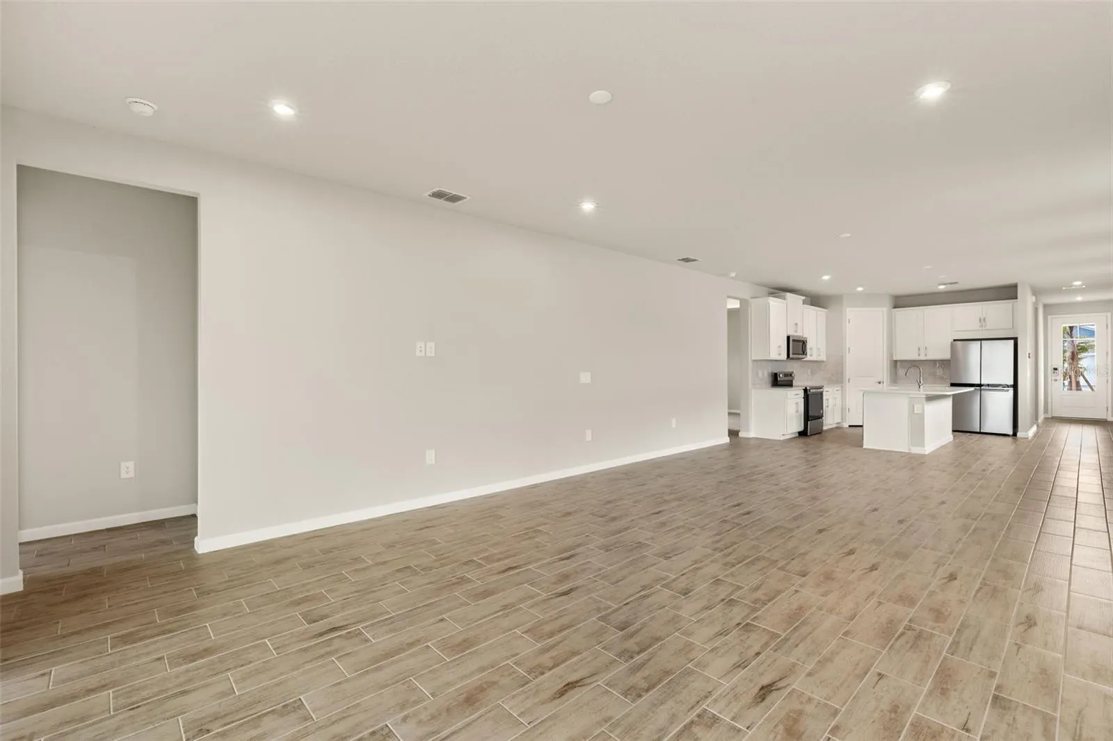 17800 SOLSTICE AVE