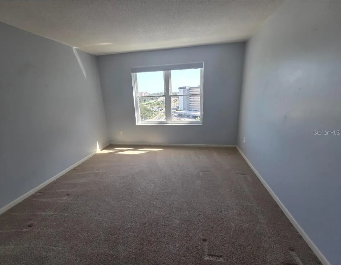 5220 BRITTANY #901, #901