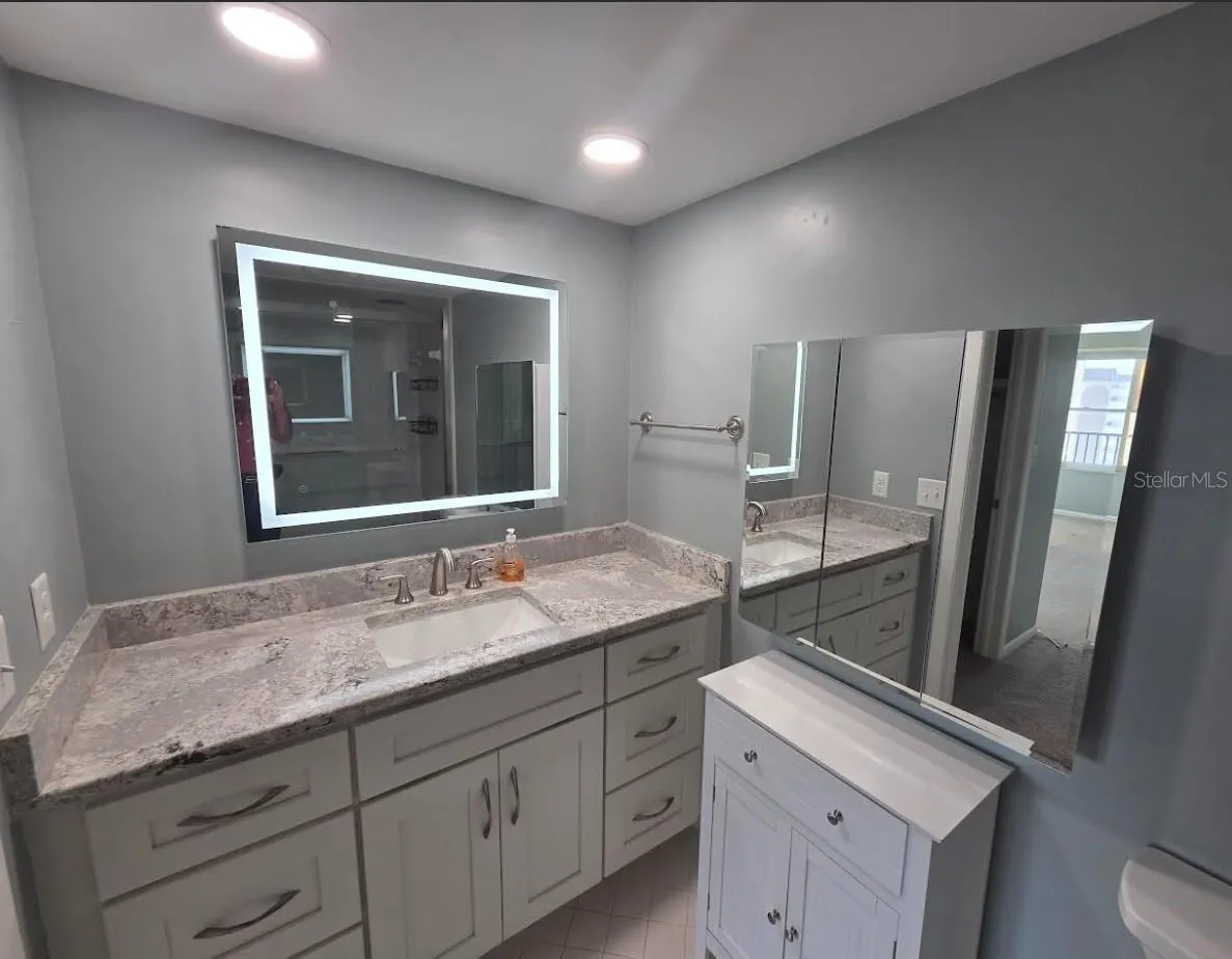 5220 BRITTANY #901, #901