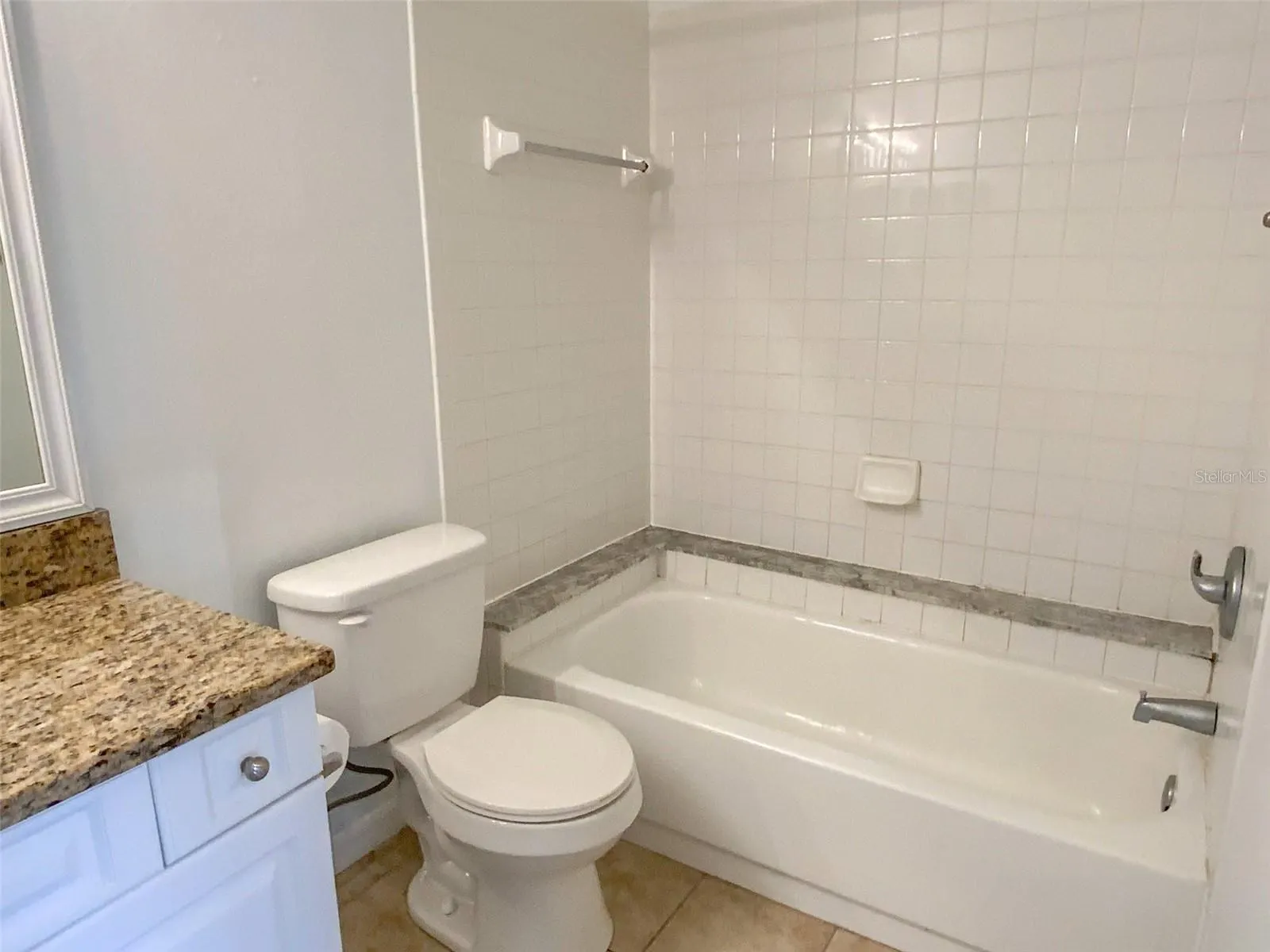 1000 W HORATIO ST #324, #324