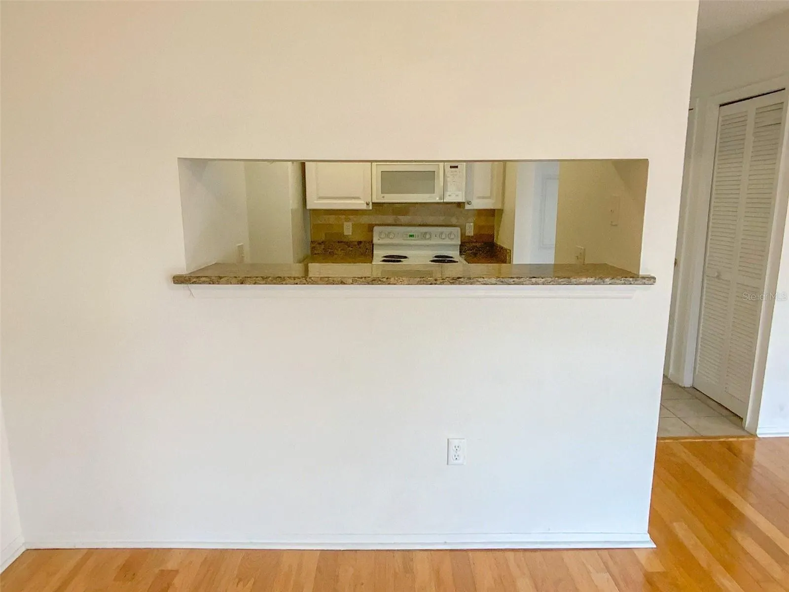 1000 W HORATIO ST #324, #324
