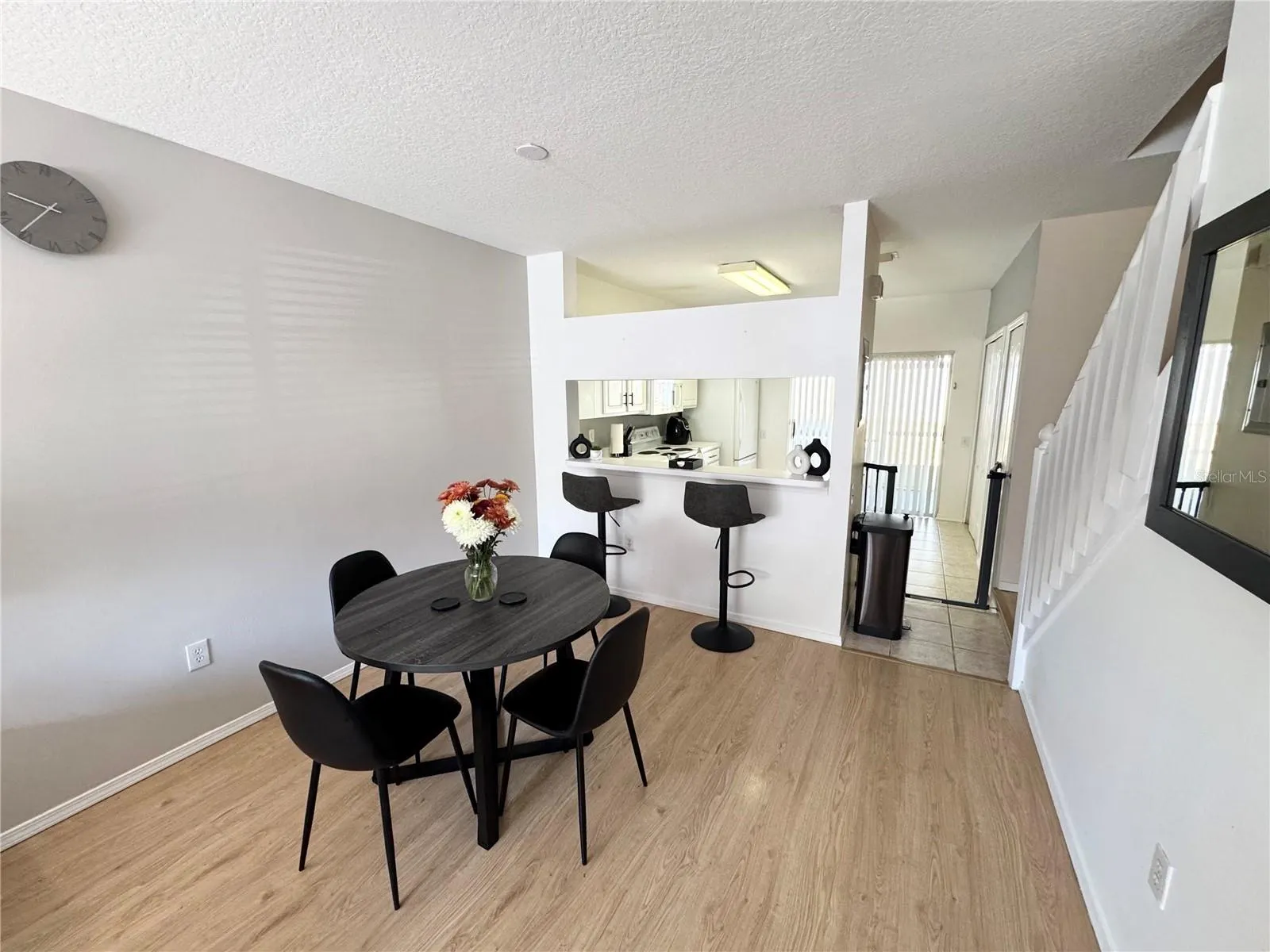2246 LAKE WOODBERRY CIR