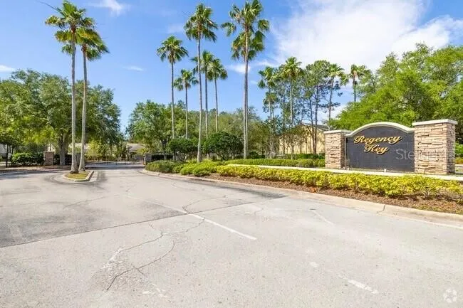 2246 LAKE WOODBERRY CIR