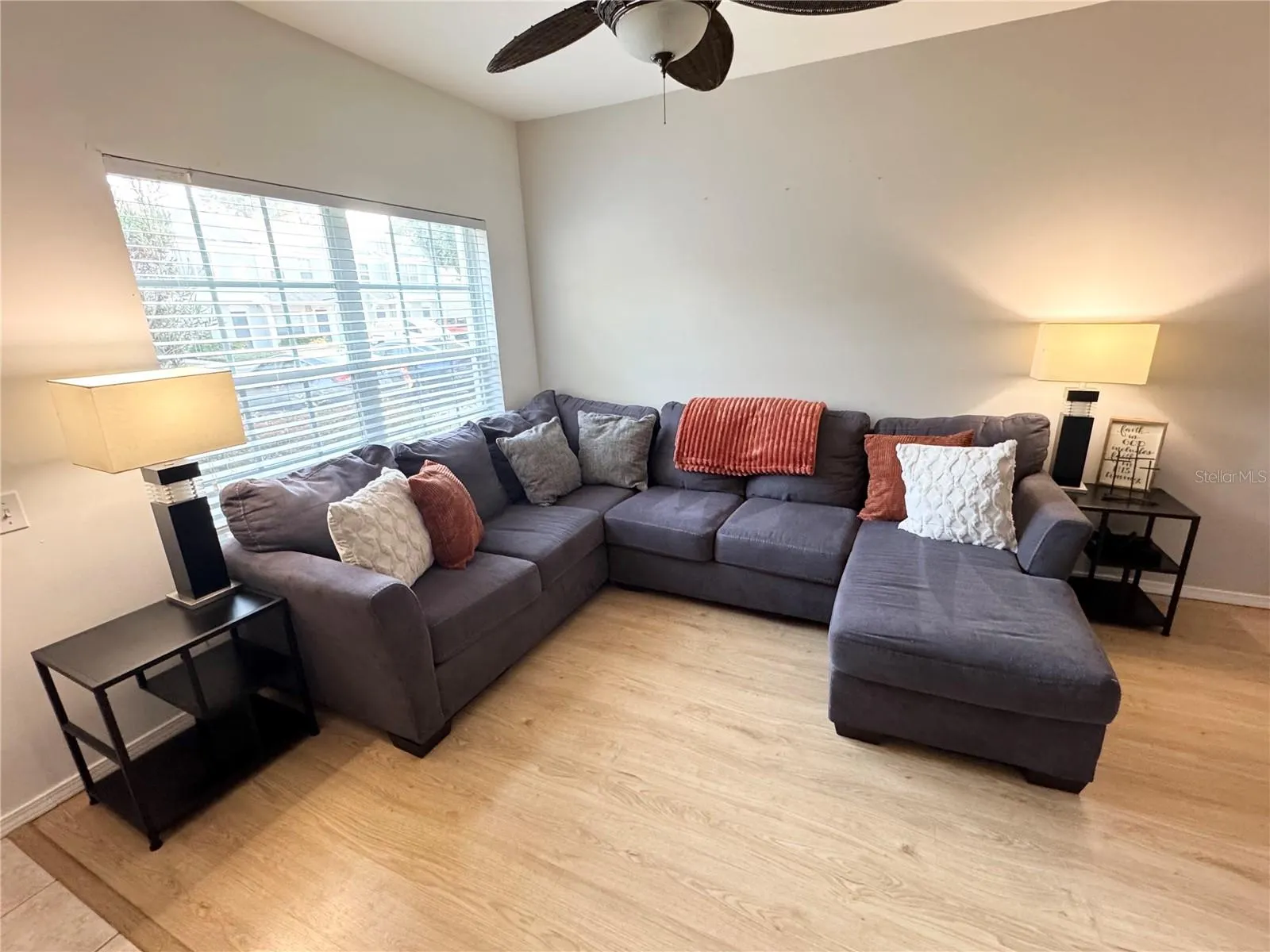 2246 LAKE WOODBERRY CIR