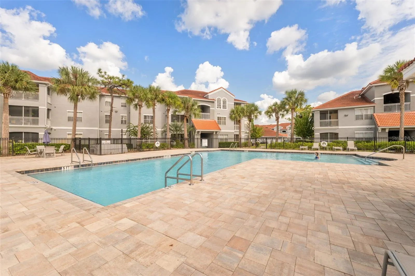 18001 RICHMOND PLACE DR #215, #215