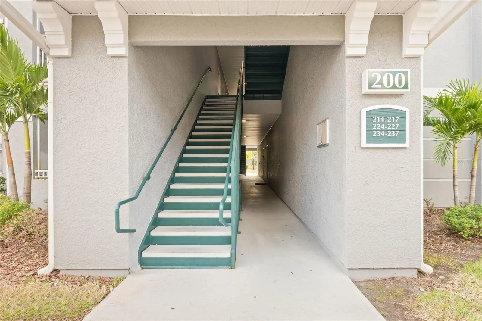 18001 RICHMOND PLACE DR #215, #215