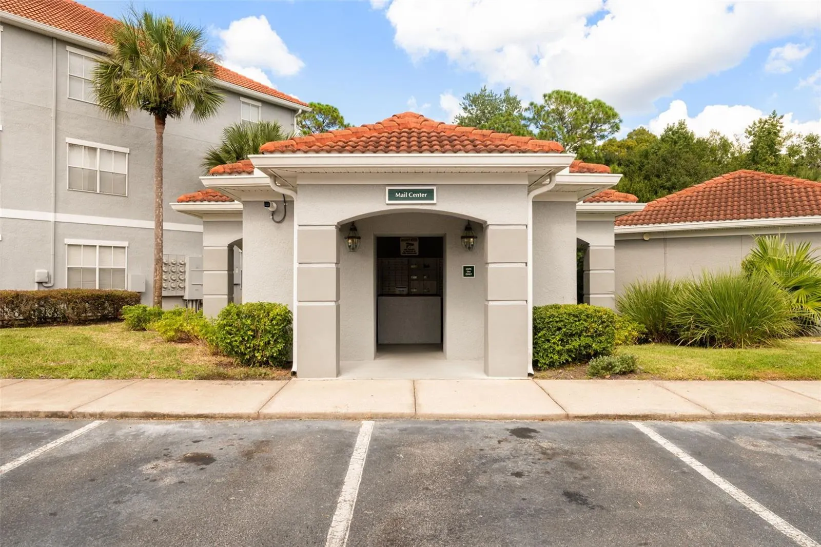 18001 RICHMOND PLACE DR #215, #215