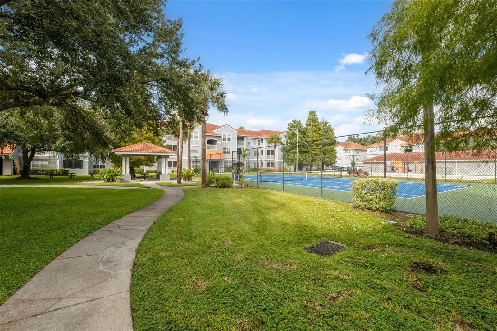 18001 RICHMOND PLACE DR #215, #215
