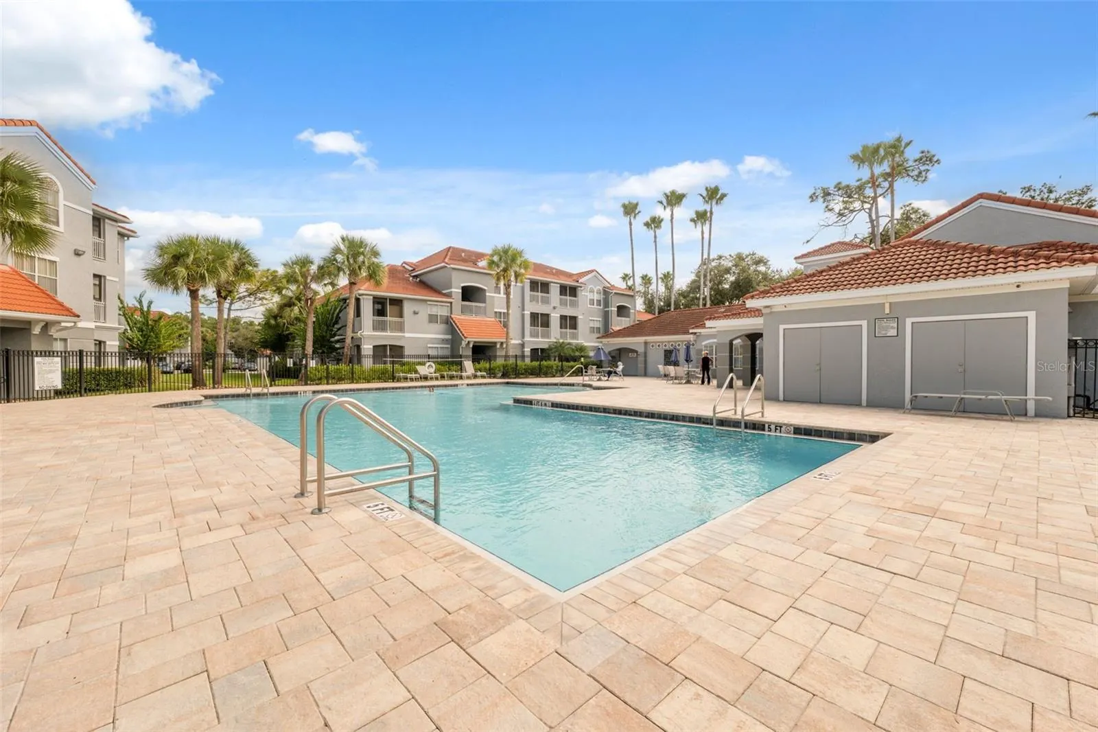 18001 RICHMOND PLACE DR #215, #215
