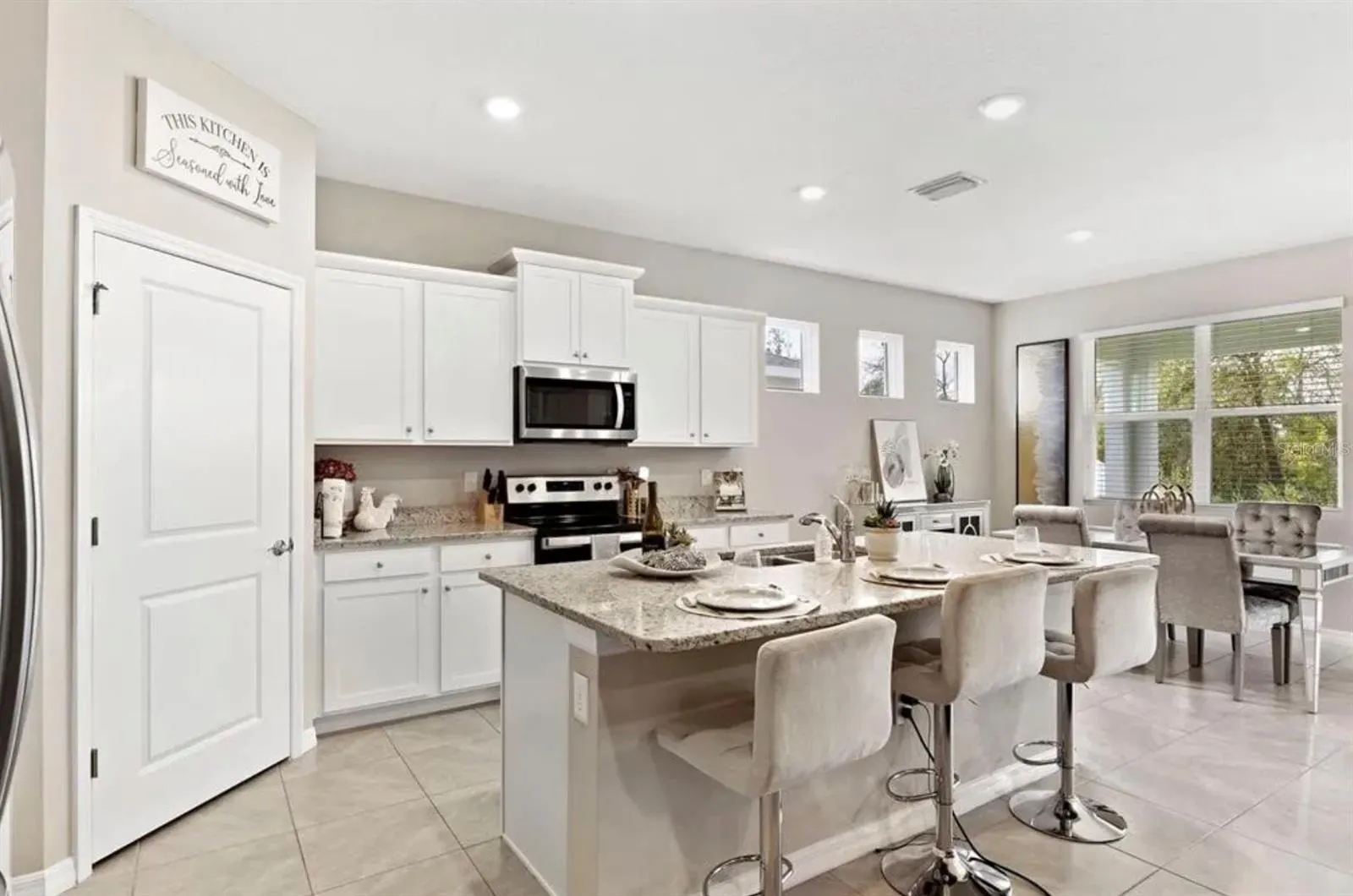 13337 WATERLEAF GARDEN CIR