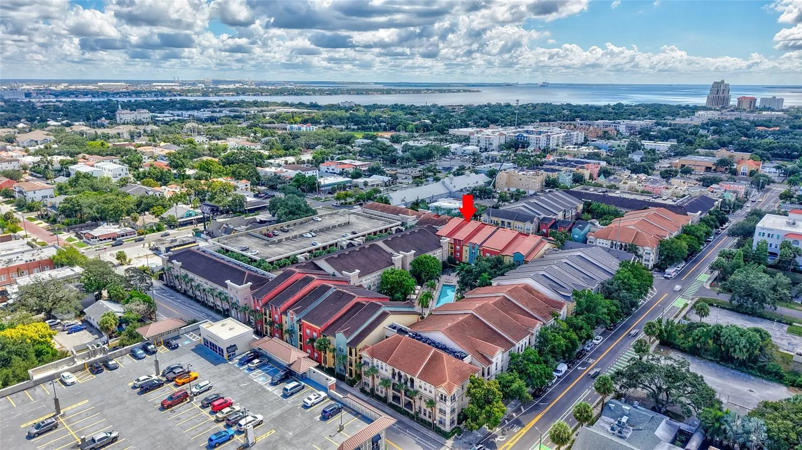 2421 W HORATIO ST #820, #820