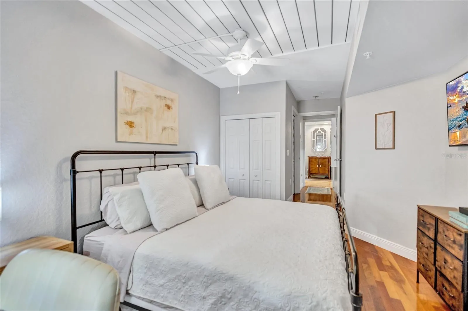 2421 W HORATIO ST #820, #820