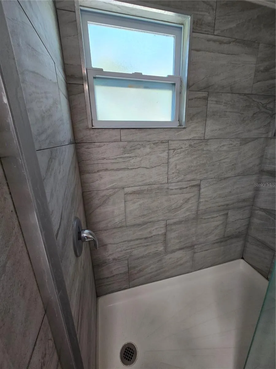 101 W LEMON ST #4, #4